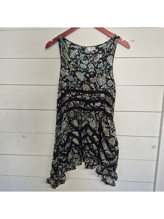 Free People Tops - Intimately Free People XS Black Floral Lace Trim Sleeveless Tunic